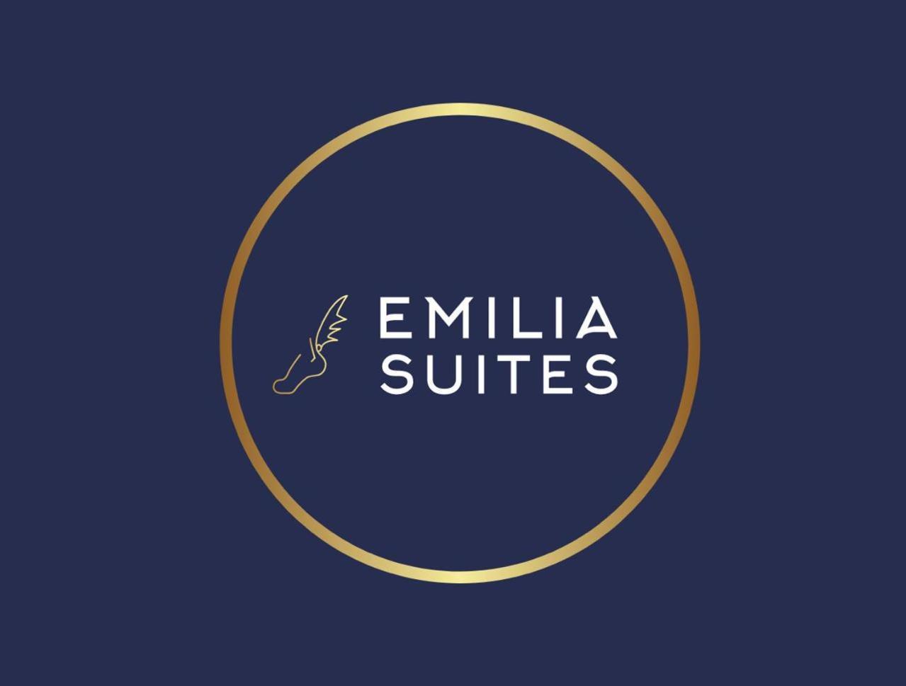 Emilia Suites แอร์มูโปลี ภายนอก รูปภาพ