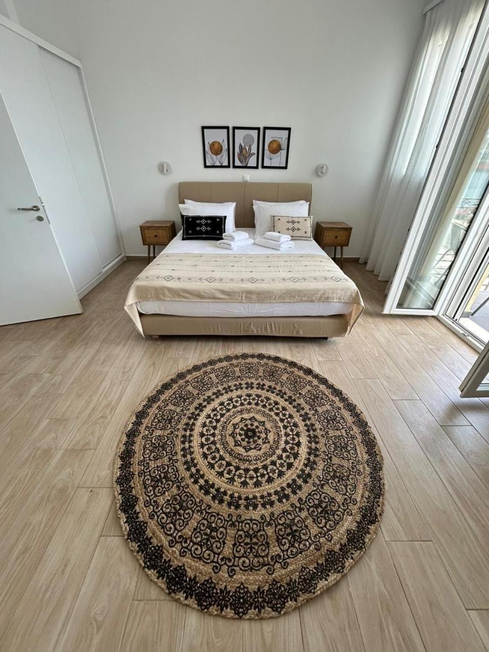 Emilia Suites แอร์มูโปลี ภายนอก รูปภาพ