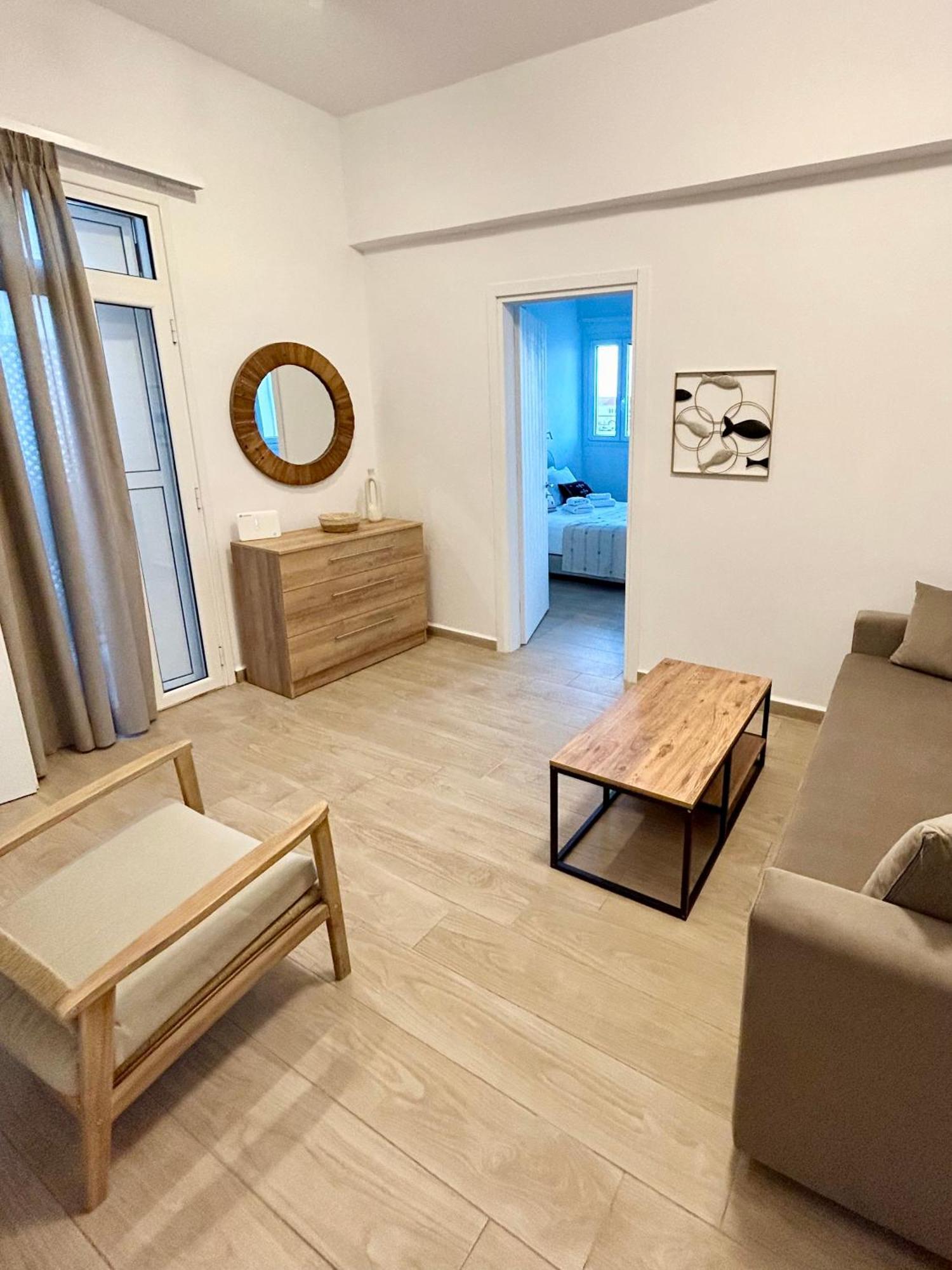 Emilia Suites แอร์มูโปลี ภายนอก รูปภาพ